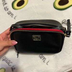 Dooney and Bourke purse black crossbody